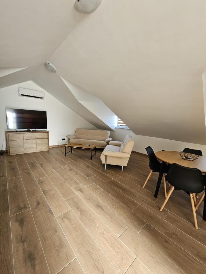 Harmony Suites Bol Exteriér fotografie