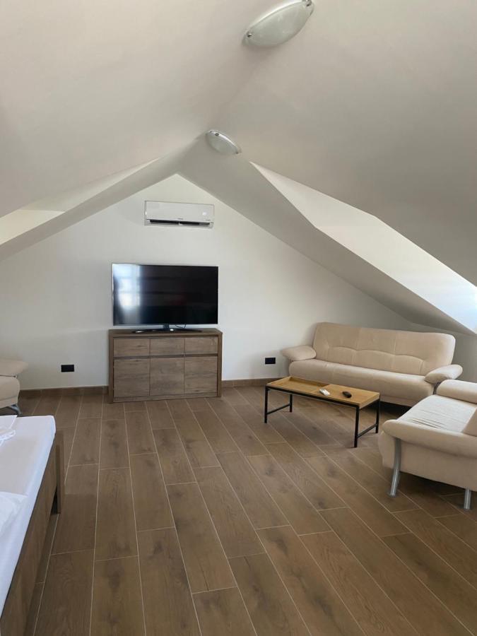 Harmony Suites Bol Exteriér fotografie
