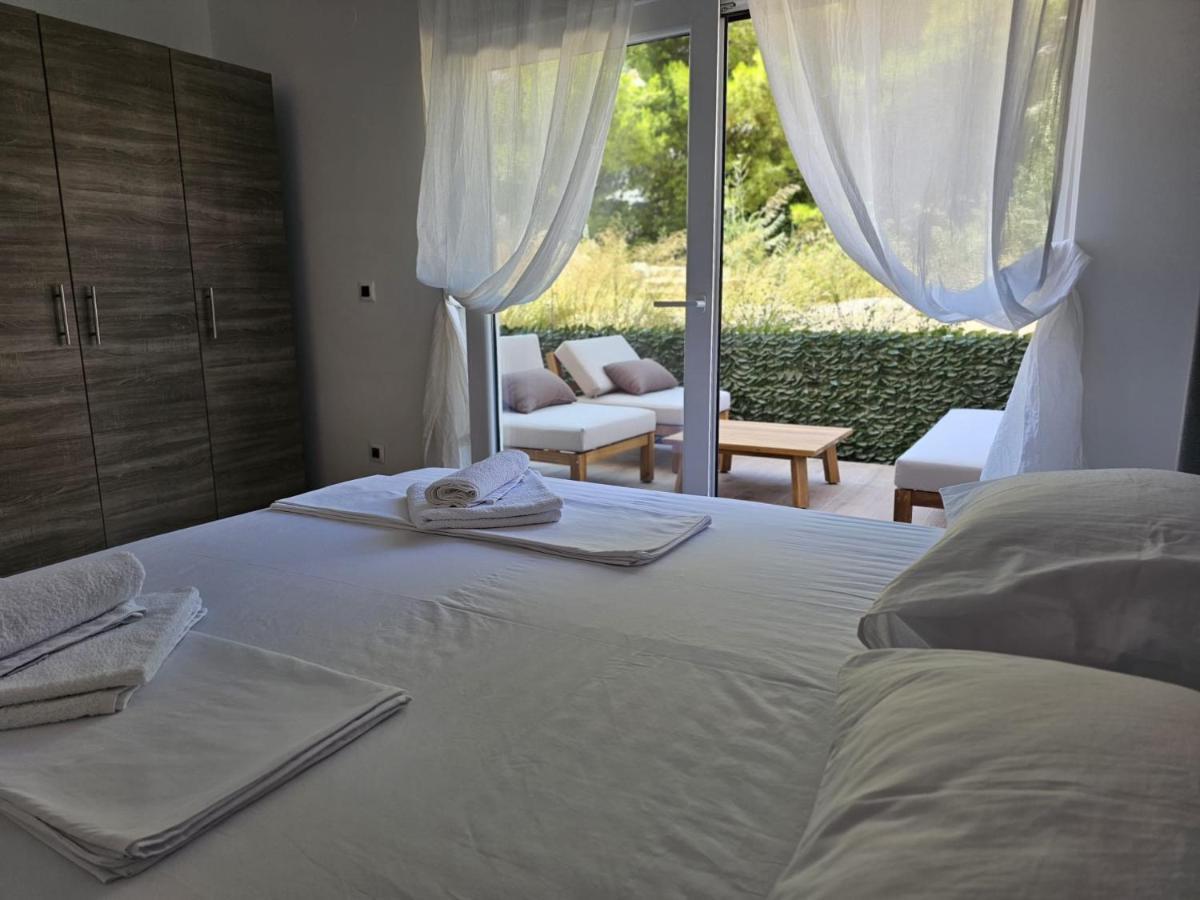 Harmony Suites Bol Exteriér fotografie
