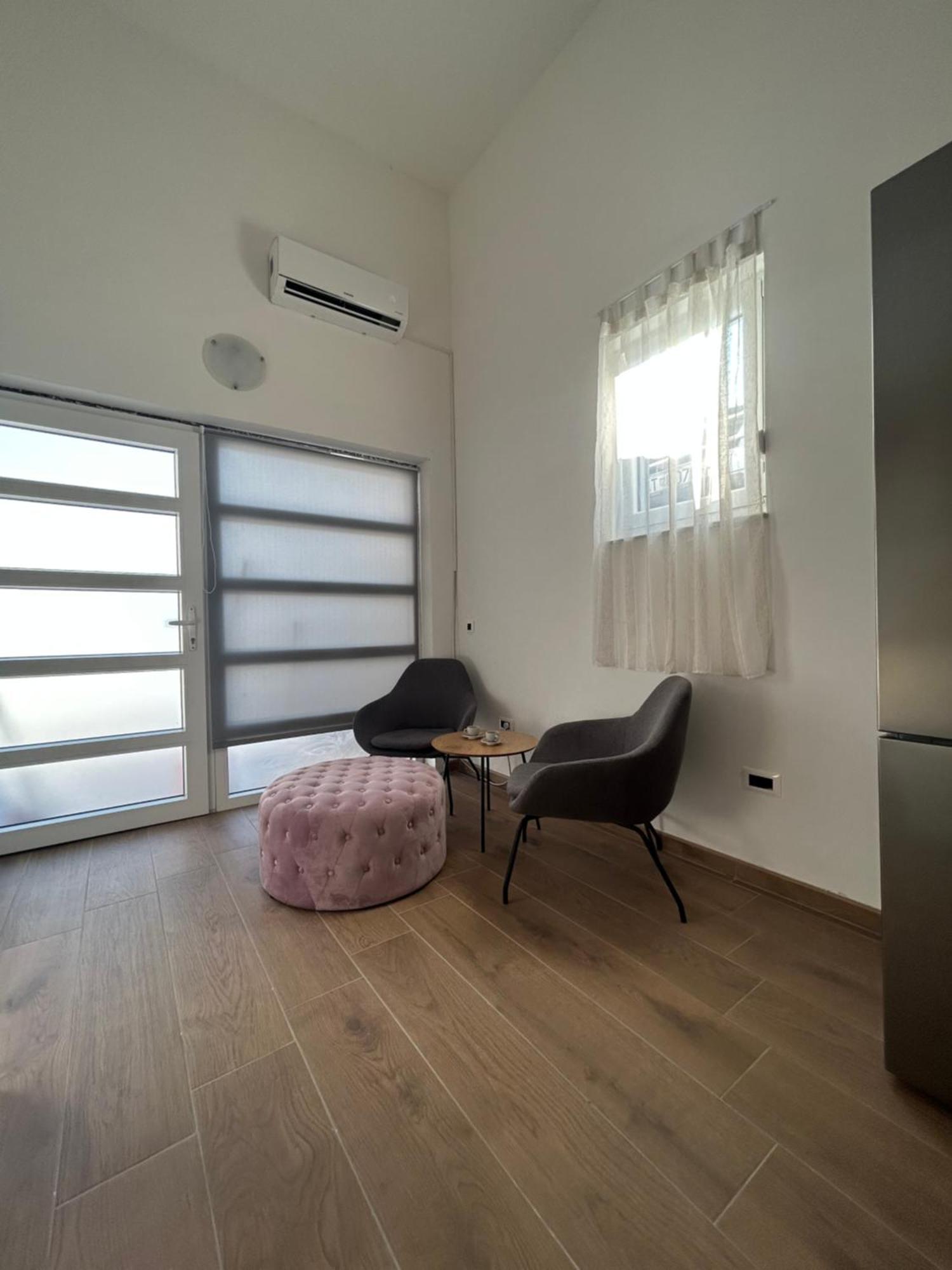 Harmony Suites Bol Exteriér fotografie