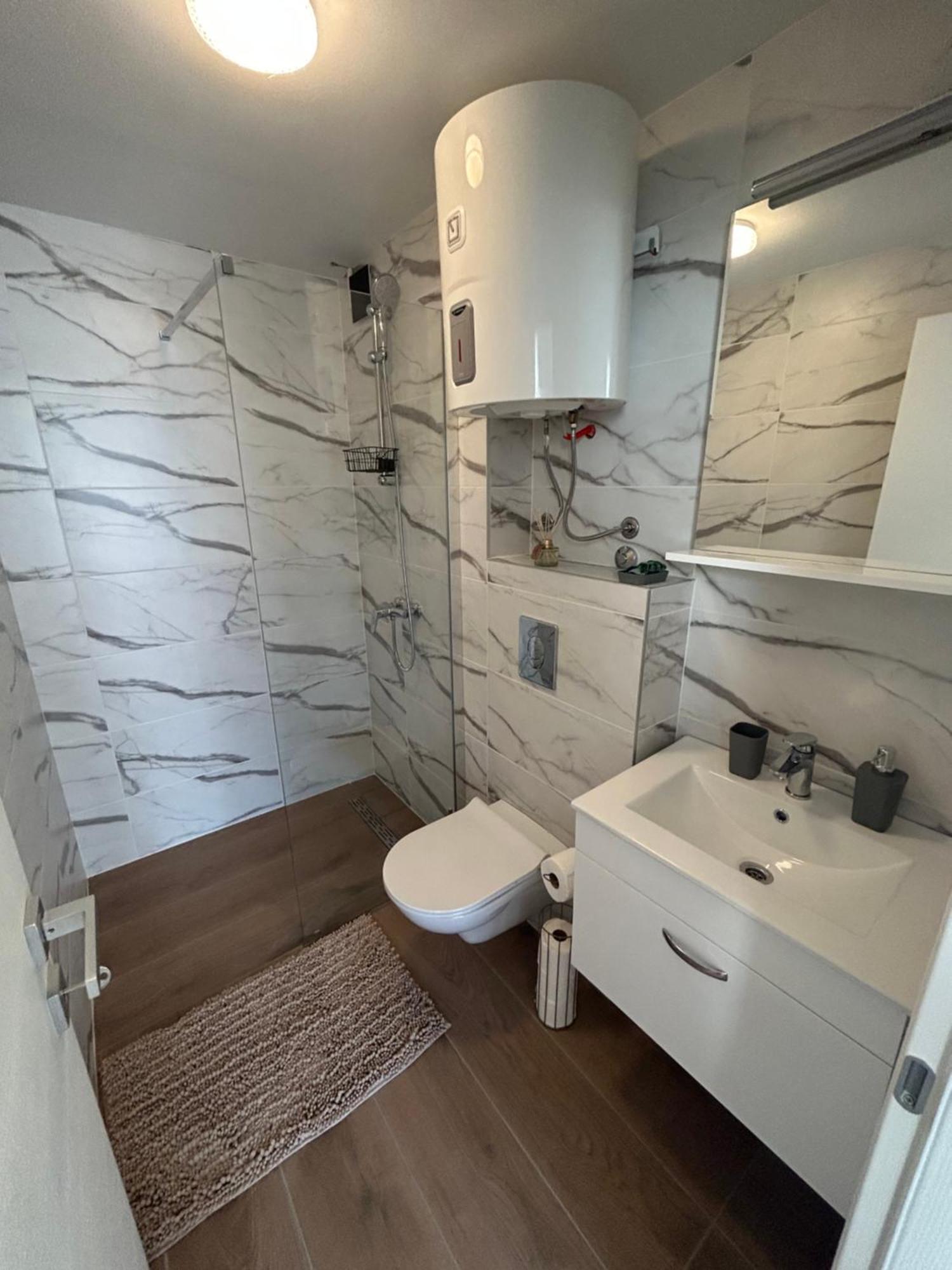 Harmony Suites Bol Exteriér fotografie