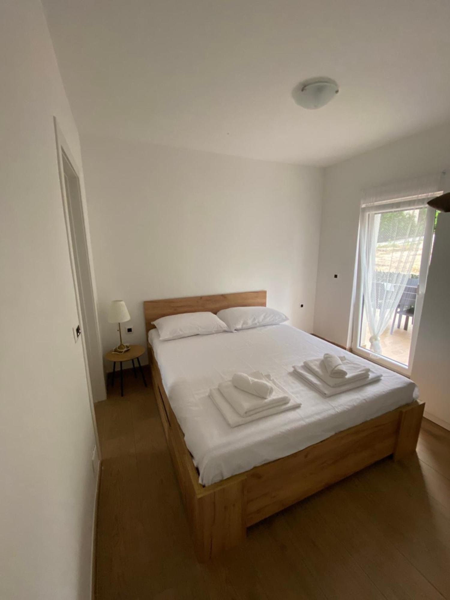 Harmony Suites Bol Exteriér fotografie